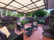 Private Oasis in a Prime Position – Spacious Villa...