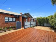 PRIVATE OASIS IN GEELONG WEST