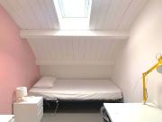 Private Room in Via di Carcaricola