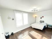 Private sharing room for international students...