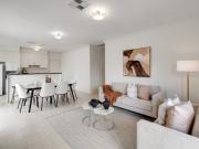 Private, Stylish Courtyard Home in Idyllic Suburb…