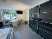 privates Bad direkt am möblierten Zimmer, Balkon, in 3WG...