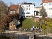 Privates Paradies am Müggelsee: Mehrparteienhaus mit...