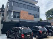 Privathaus und Apartmenthaus in Asunción San. António...