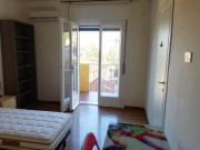 Privato offre appartamento a due studentesse zona...