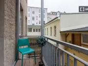 Privatzimmer mit Balkon