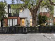 Prized urban lifestyle within calm, leafy serenity