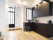 PROCHE ARC DE TRIOMPHE: Beau studio avec Commercialité
