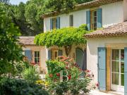 Proche d’Aix en Provence – Bastide d’Exception avec...