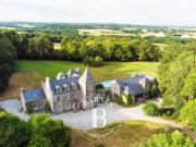 Proche de Ploërmel – Château XVIIe & XIXe Parc de 5 ha...