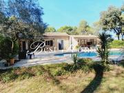 Proche des Hauts de Nîmes, Villa de charme de type 4 sur 3