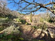 Proche Grignan, Mas en pierres sur 4 ha de havre de paix