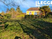 Proche Mortagne au Perche, à la lisière du village, en...