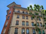 Proche Place de la Libération Grand 4P avec extérieur