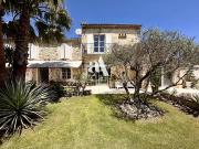 PROCHE ST REMY DE PROVENCE MAS PROVENÇAL AVEC PI PROCHE ST REMY DE PROVENCE MAS PROVENÇAL AVEC PI