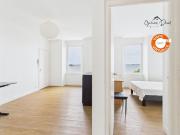 Produit rare ! Appartement de plain pied face à la mer