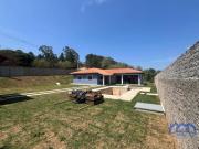 Chácara com 3 Quartos e 2 banheiros à Venda, 1.100 m²...