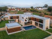 Projeto de Luxo para Concluir – Terreno + Estrutura em...