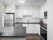 Promenade Gardens 1 Bedroom Apartment for Rent at 301...