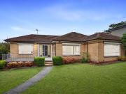 Prominent Blonde Brick Beauty Bathed in All Day Light