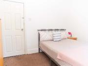 Studio flat for rent in Prince Regent Lane, London, E16