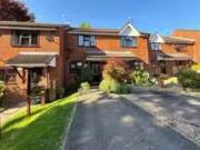 Property & Houses For Sale: Hurlands Place, Farnham, Surrey