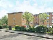 Property & Houses to Rent: Ascot Court, Aldershot