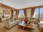 Property Rental: Apartment in Paris 16th Chambard Real...