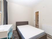 property to let in Valetta Road, London, W3 £1,300 pcm