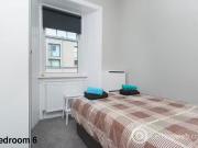 Property to rent in Causewayside, Edinburgh, EH9 1PN
