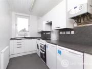 Property to rent in Royston Mains Crescent, Edinburgh, EH5 Property to rent in Royston Mains Crescent, Edinburgh, EH5