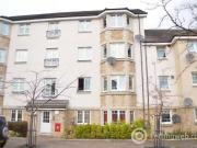 Property to rent in Simpson Square, Perth