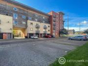Property to rent in Thorter Neuk, City Quay, Dundee, DD1 3BU