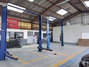 PROPIEDAD COMERCIAL CON SHOWROOM EN RENTA AV. GALO PLAZA...