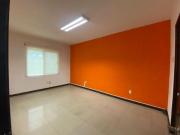 Propiedad con excelente potencial comercial en Colonia...