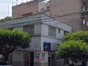PROPIEDAD CON LOCALES DISPONIBLES PARA RENTA Y CASA EN...