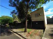 PROPIEDAD CON MÚLTIPLES CONSTRUCCIONES