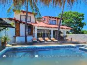 Propiedad con Negocio Vacacional Operando en La Punta