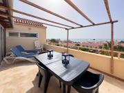 Propiedad con terraza en la azotea en Golf del Sur