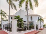 Propiedad con uso de suelo mixto de 1239 m² de terreno... Propiedad con uso de suelo mixto de 1239 m² de terreno...