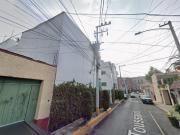 PROPIEDAD DE OPORTUNIDAD! EXCELENTE CASA EN BARRIO NIÑO...