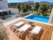 Propiedad en Condominio con 6 Hermosos Departamentos...