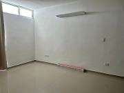 PROPIEDAD EN RENTA Con alberca y 3 recamaras, mas...