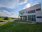 Propiedad en Valle Imperial con salida al Campo de Golf Propiedad en Valle Imperial con salida al Campo de Golf