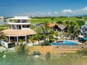 Propiedad Frente al Mar de Lujo en El Puertecito