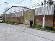 Propiedad industrial con gran terreno y galpón, en...