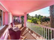 Propiedad singular con restaurante, 2 comedores y 10...