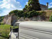 Propiedad única con amplios espacios y una elegante...