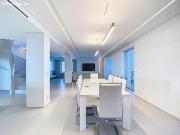 Propiedad única en altura con terraza y piscina privada...