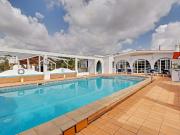 Propriedade com duas moradias com piscina e 1.3ha de...